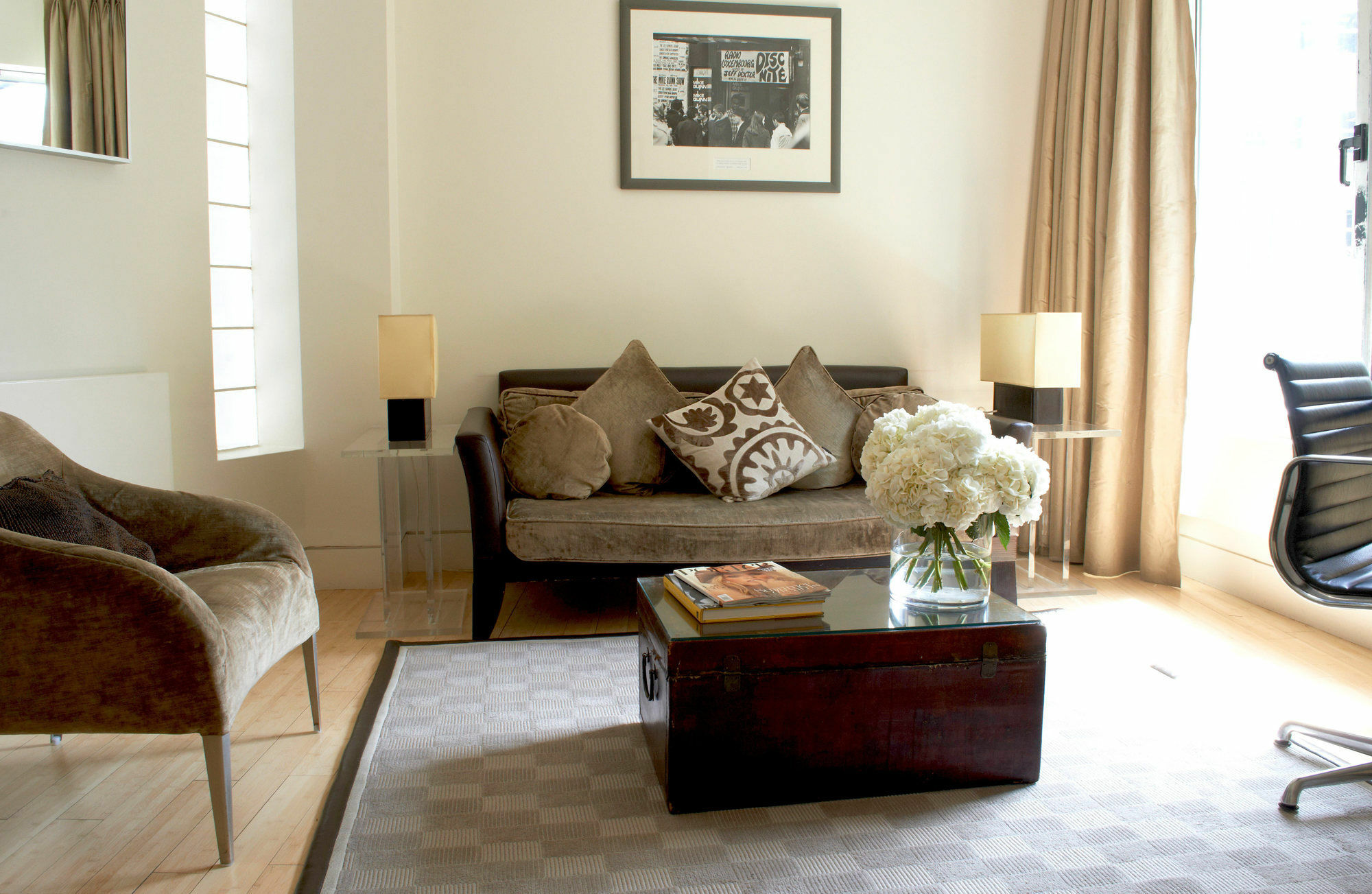 No.5 Maddox Street Apartahotel 4*